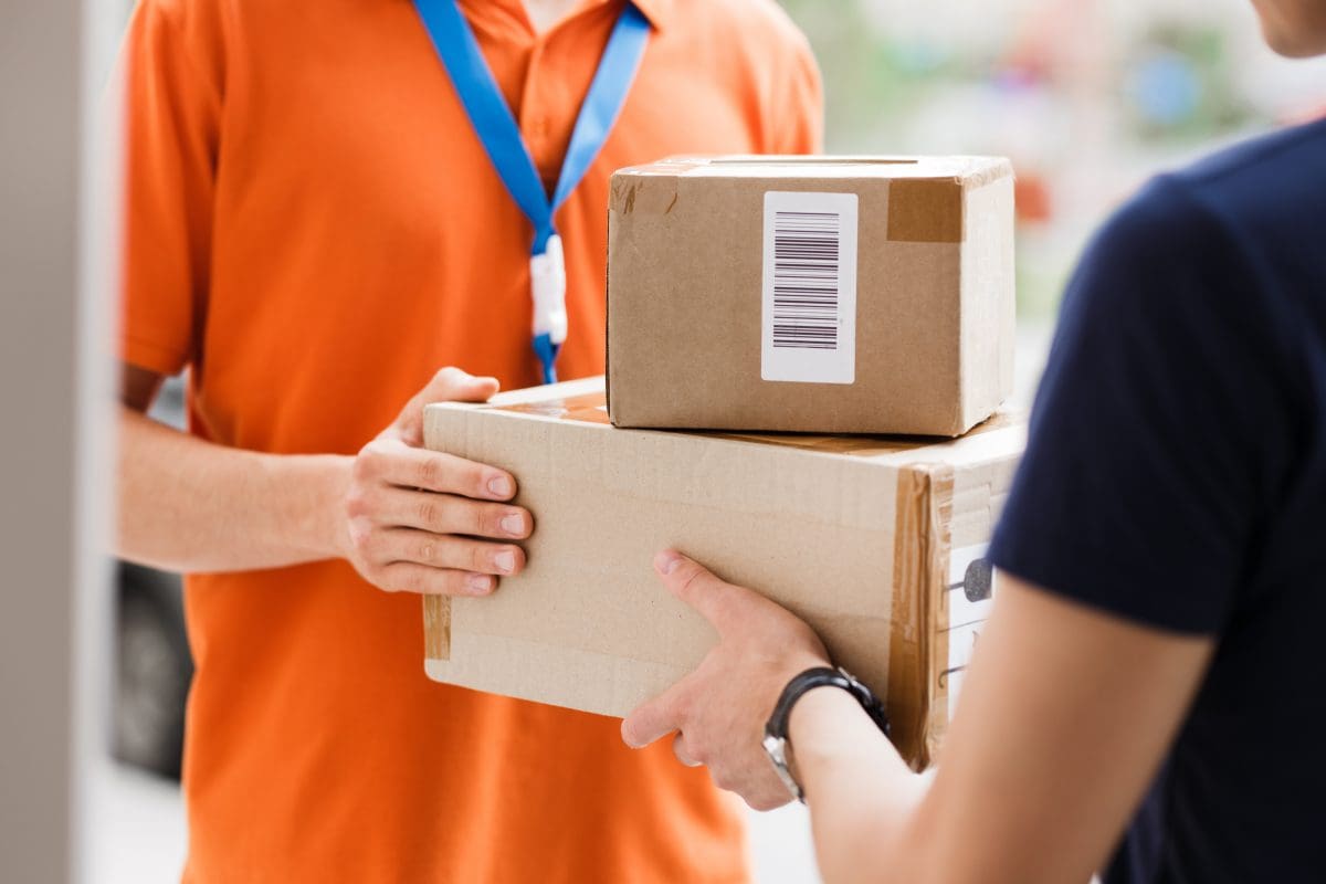 Top Four Features to Improve your Final Mile Deliveries