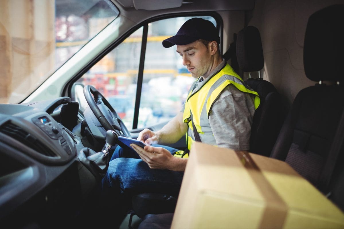 5 Features to Consider When Choosing a Delivery Management System