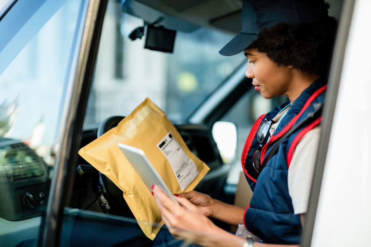 Optimizing Logistics with Courier Management Software