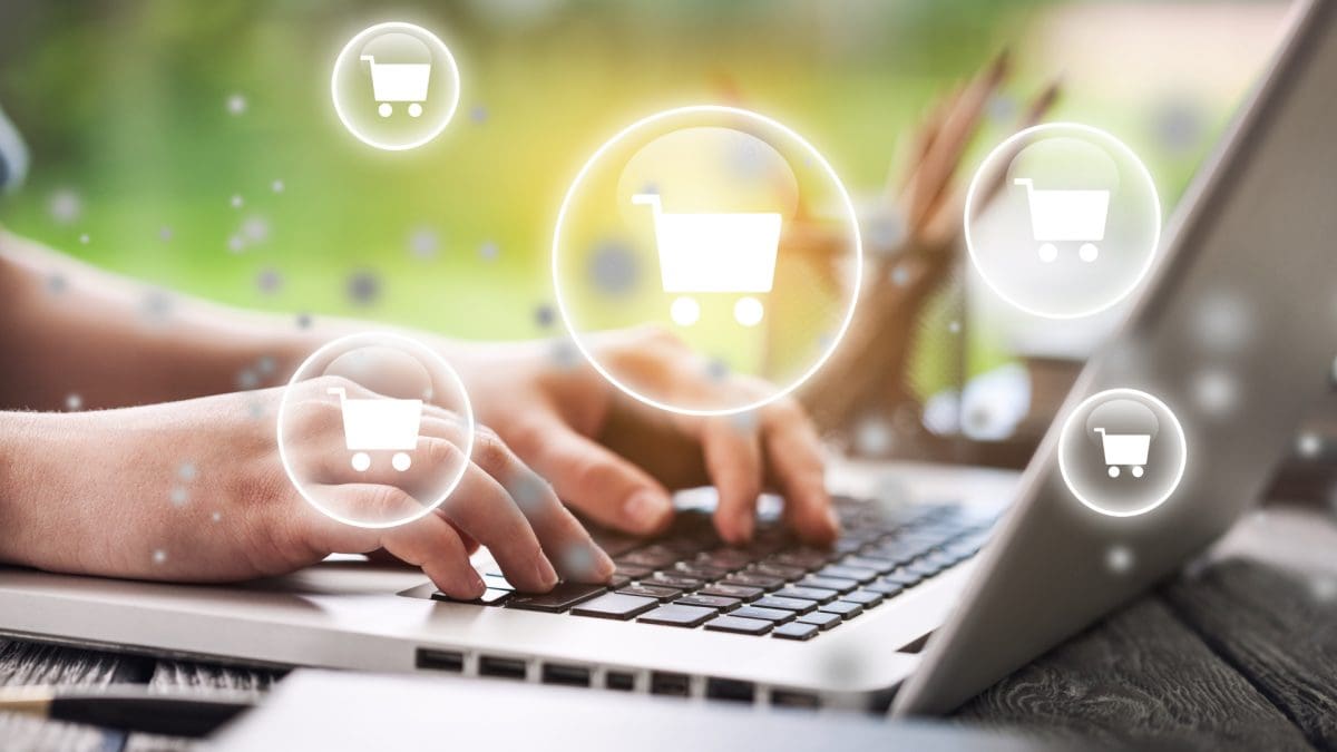 Top 7 Best eCommerce Practices to Influence Online Shoppers